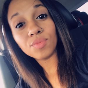 Meet your Posher, Briana